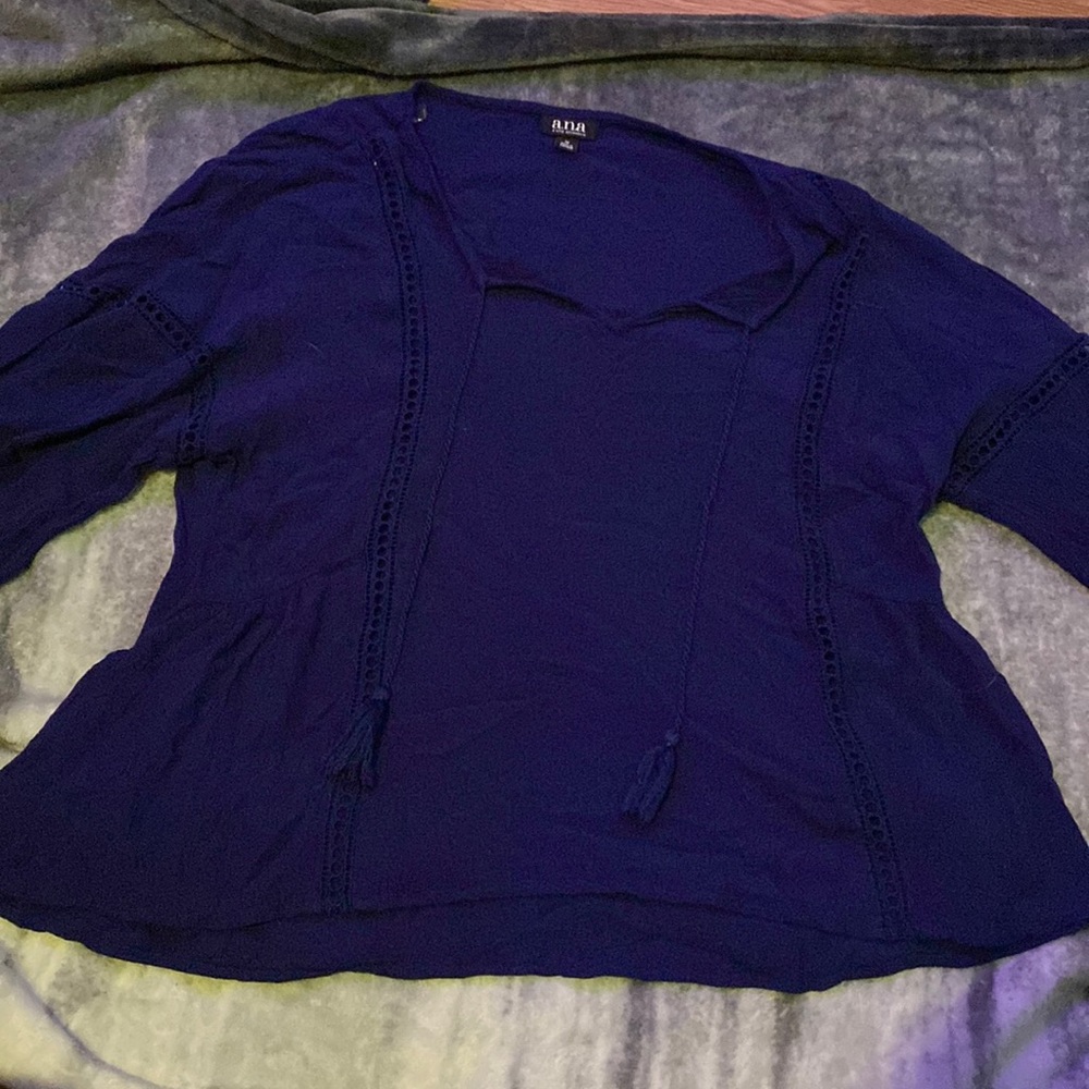 Women’s navy blouse